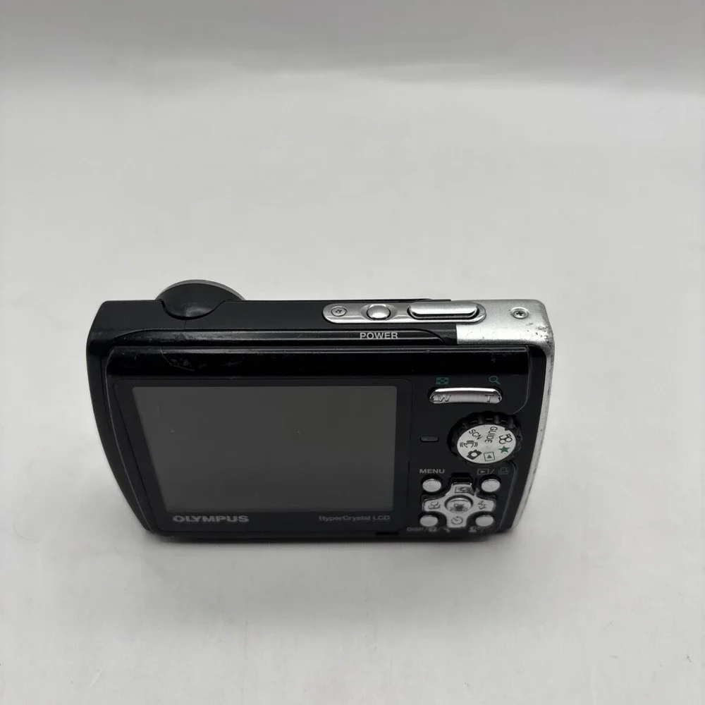 Olympus Stylus 790 SW Black Waterproof 7.1MP Digital Camera with 3x Optical Zoom